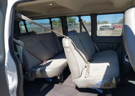 2020 Chevrolet Express Passenger Rwd 3500 Extended Wheelbase Lt z USA, uszkodzony, nr VIN 1GAZGPFG5L1209922